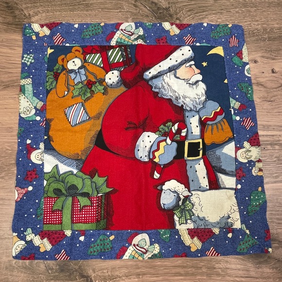 Set of 2 Quilted Santa Claus Placemats Christmas Holiday Decor - Picture 5 of 8